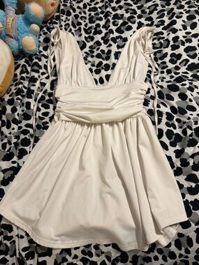 SHEIN Cream Sleeveless Ruched Waist Dress